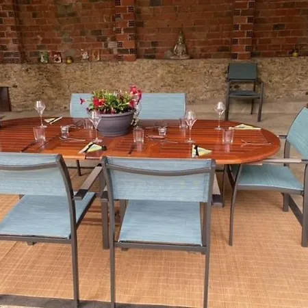 No. 5 * Plaisance (Gers)